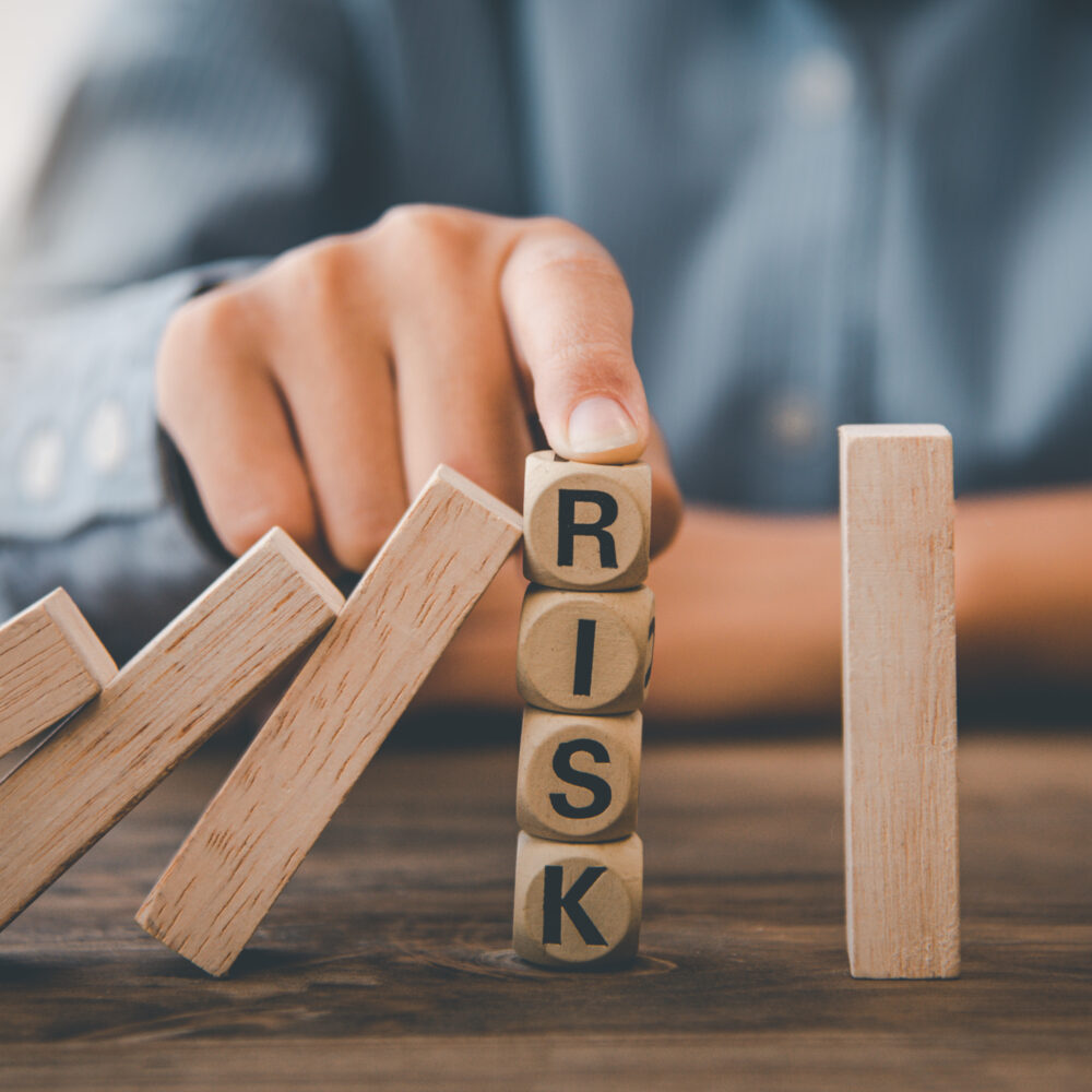 Conduct a task analysis as part of a risk assessment process (HIRA)